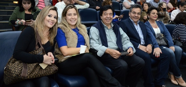 Música em Pauta com Amilton Godoy e Léa Freire anima público