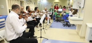 Música nos Hospitais: Instituto de Tratamento do Câncer Infantil recebe concerto